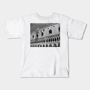 Procuratie Vecchie, Venice Kids T-Shirt